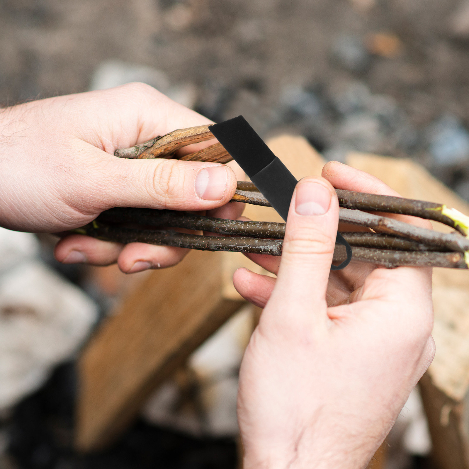 ชุดอุปกรณ์จุดไฟ 10 ชิ้น ประกอบ - Magnesium Fire Starter บทวิจารณ์และราคา